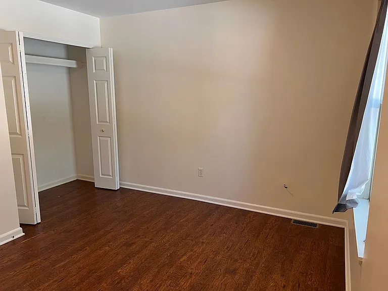 25769 Village Ln #MAIN — Photo 10
