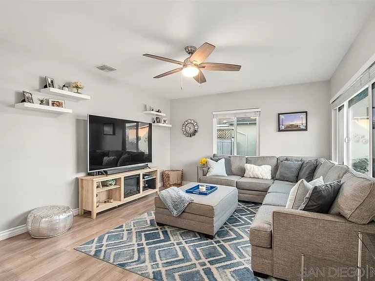 524 Calla Ave — Photo 5