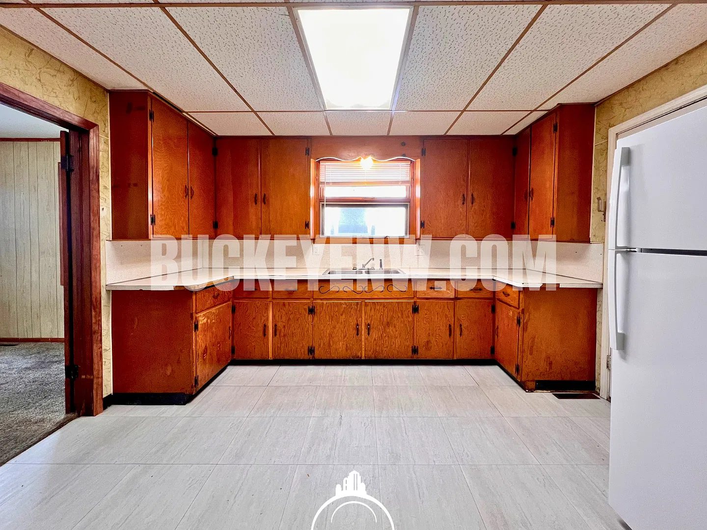 3 Bedroom House — Photo 4