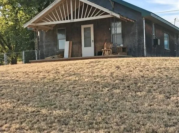 333 E 4th St, Hydro, OK 73048