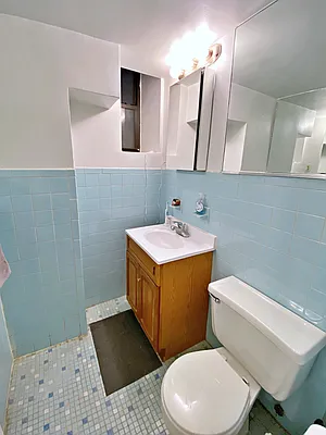 Rented by Douglas Elliman | media 19