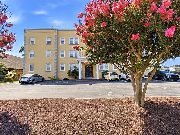 2nd image of 9641 Norfolk Ave APT 102