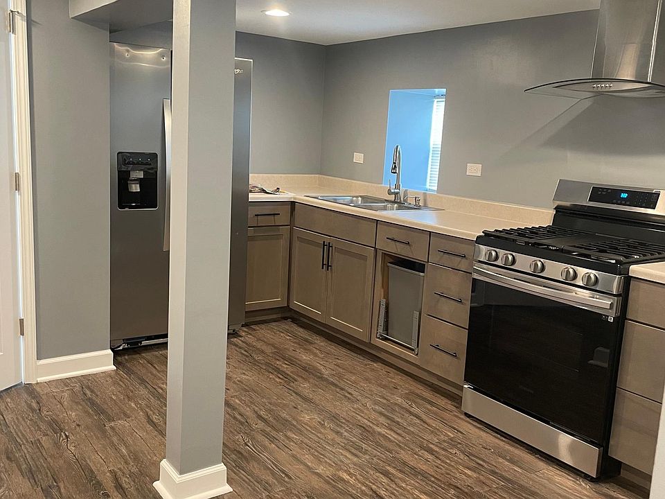 Kitchen view 3
