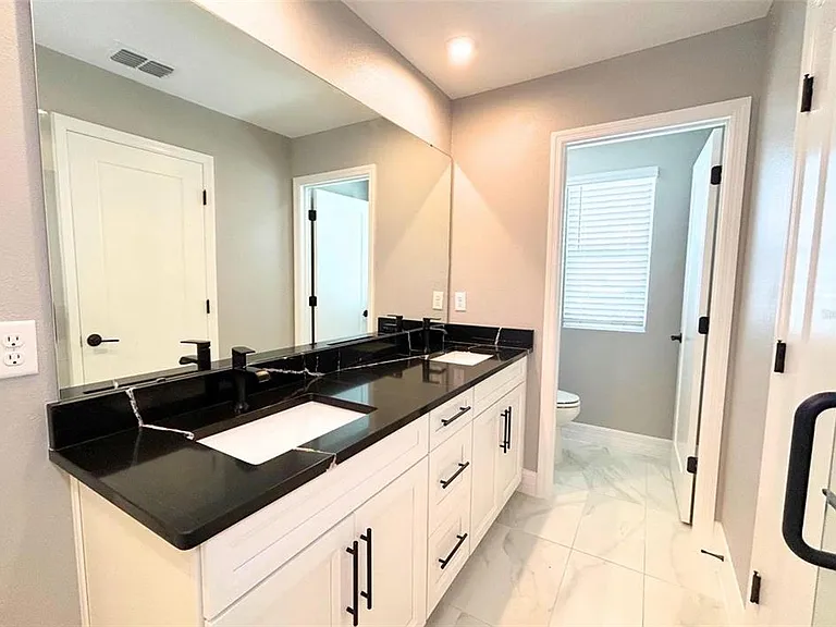12439 Shipwatch St — Photo 11