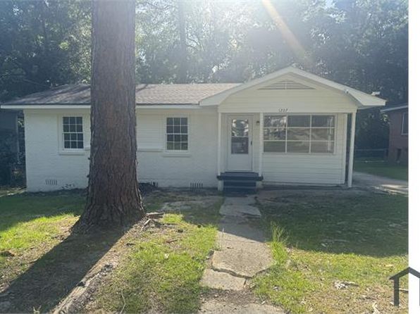 1207 Oak Lane Dr