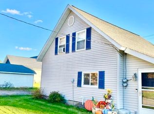 W5423 Curry Ln, Norway, MI 49870