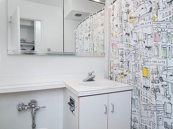 5th image of 12340 83rd Ave APT 11M