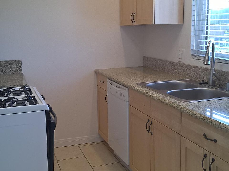 1st image of 3960 1st Ave