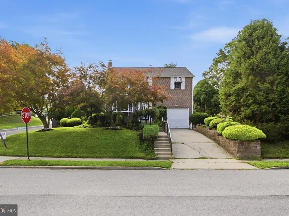 293 Friendship Rd, Drexel Hill, PA 19026