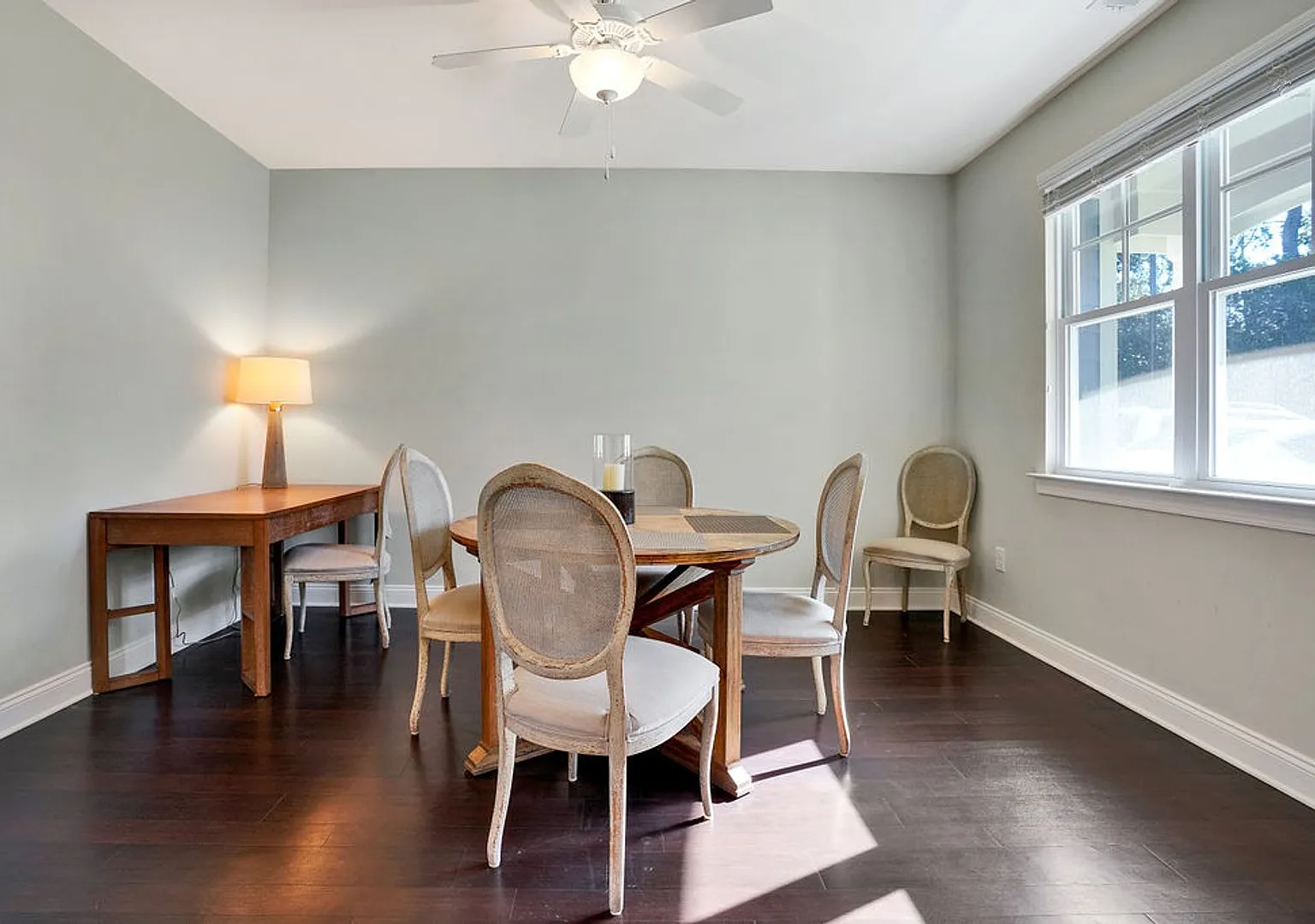 Furnished short term/long term rental — Photo 3