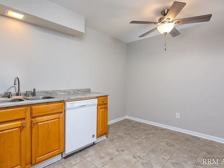 Prairie Ridge Apartments — Photo 7