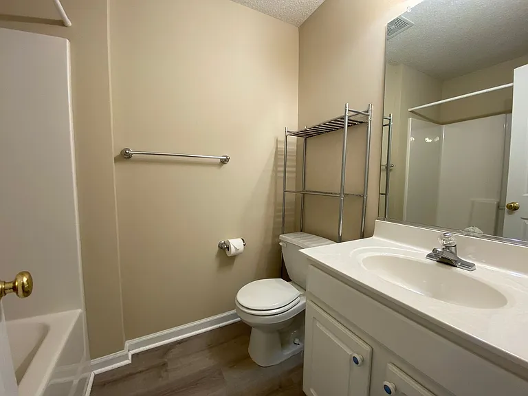 533 Scholastic Ct — Photo 9