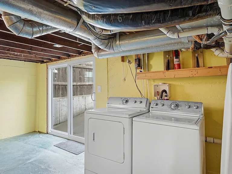 114 Aldeah Ave — Photo 13