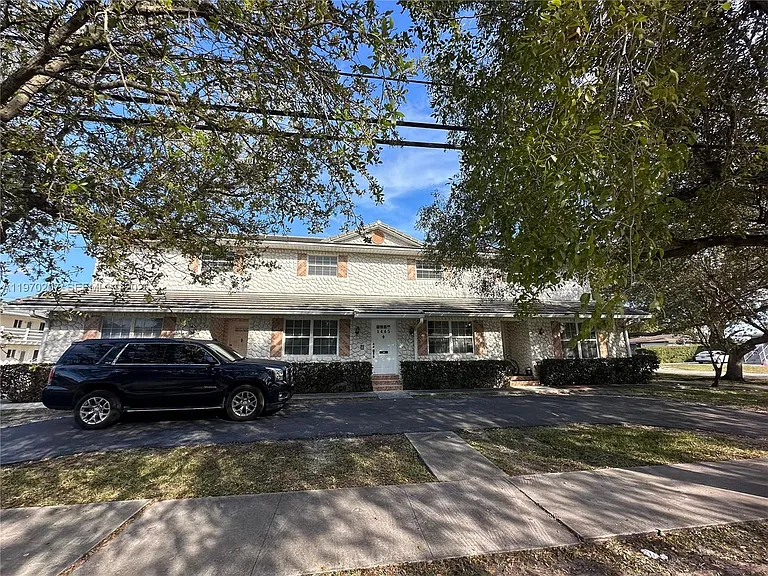 1445 Grant St #A — Photo 8