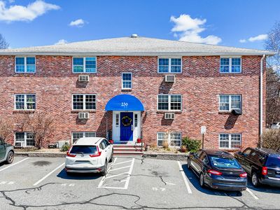 236 Low St APT 6, Newburyport, MA, 01950