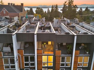 7007A California Ave SW, Seattle, WA 98136