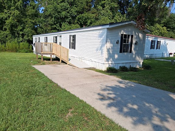2nd image of 1261 Stoneybrook Dr