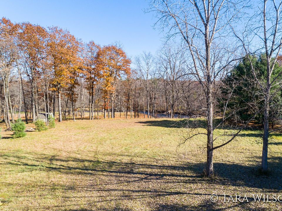 1st image of 4355 Riverwatch Dr NE