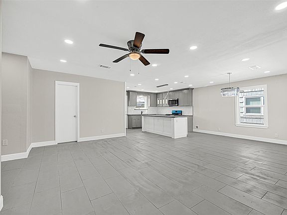 4th image of 3034 Corksie St