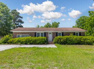 2137 Catherine Lake Rd, Richlands, NC 28574