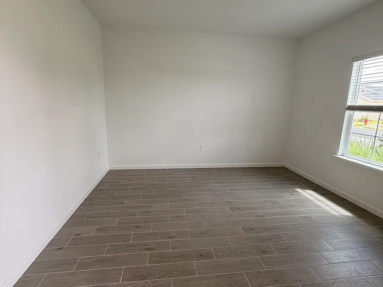 8904 SW 69th Ter — Photo 4