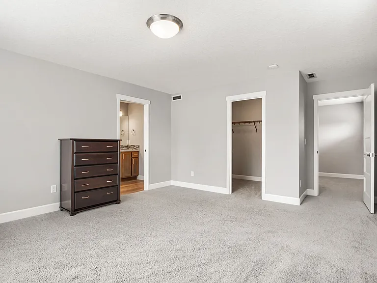 5210 NE 133rd St — Photo 16