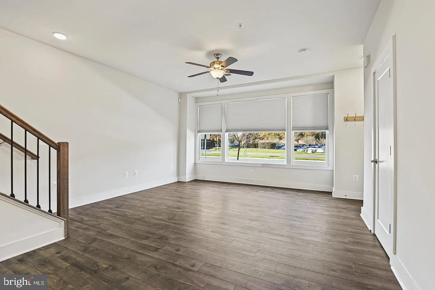 2 bed, 2.5 bath, 1524 sqft, $3,100 — Photo 3