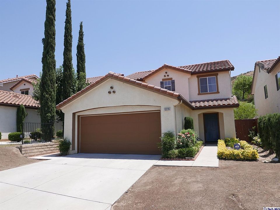 1st image of 13228 Alta Vista Way