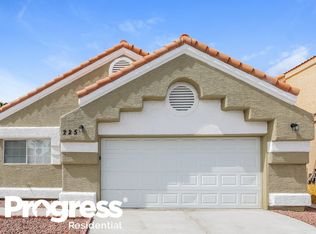 225 Clifton Heights Dr, Las Vegas, NV 89145