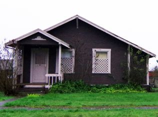 717 E 2nd St, Port Angeles, WA 98362