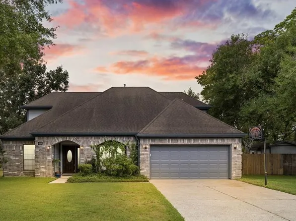 3032 Sugar Wood Drive, League City, TX 77573