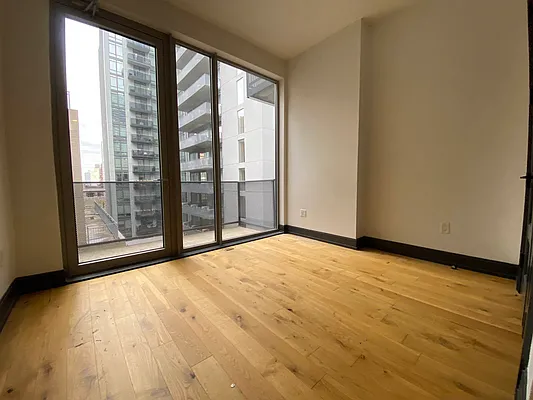 Rented by The KCI Group | media 80