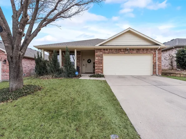 729 Western Star Dr, Fort Worth, TX 76179