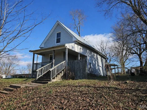 804 4th St E, Scott City, MO 63780