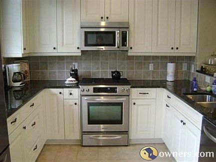 granite tops- great cabinet space