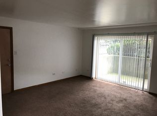 8705 S Roberts Rd APT 1, Hickory Hills, IL 60457