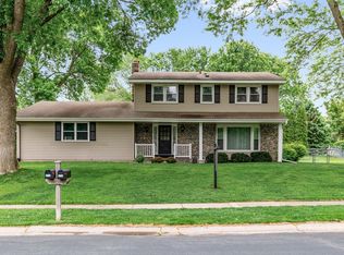 9733 Rich Rd, Bloomington, MN 55437