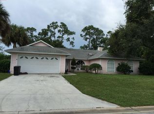 3515 6th Pl SW, Vero Beach, FL 32968