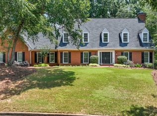 8705 River Bluff Ln, Roswell, GA 30076