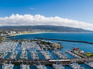 835 Hopkins Way APT 405, Redondo Beach, CA 90277