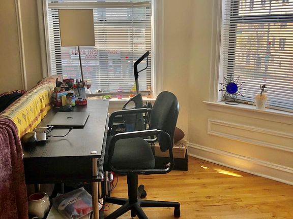 3rd image of 2351 W Wilson Ave APT 312