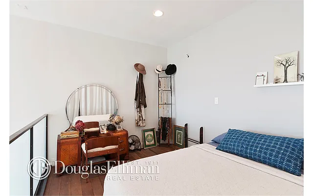 Sold by Douglas Elliman | media 8