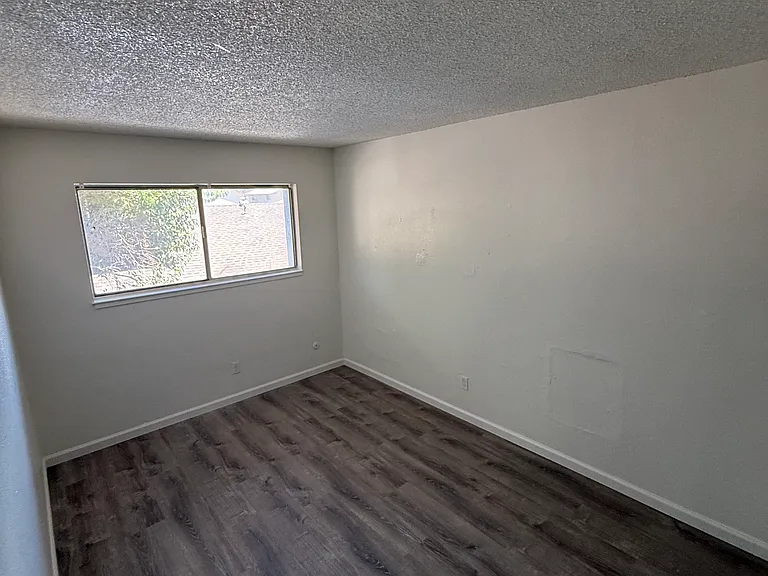 3312 Santa Rosa Ct #1 — Photo 15