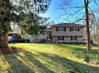 797 Old Litchfield Tpke, Bethany, CT 06524
