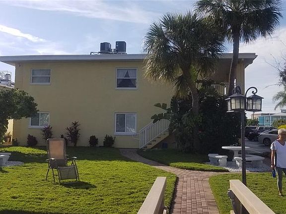 3rd image of 9715 Harrell Ave APT 14