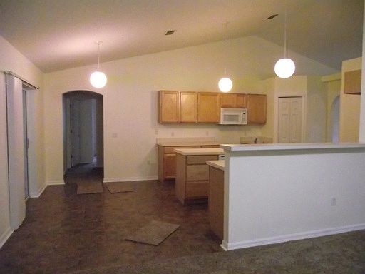 Kitchen & Dinette