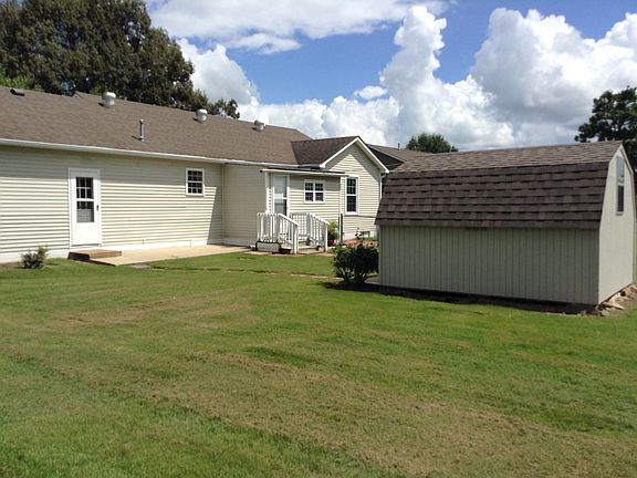 3rd image of 103 Fairview Dr