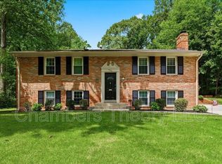 4520 Willet Dr, Annandale, VA 22003