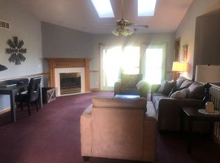 1001 Laurel Tree Ct, Troy, OH 45373