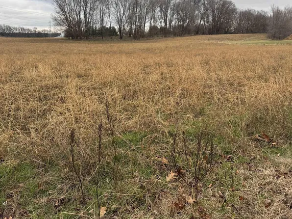 0 Velde Dr, Pekin, IL 61554